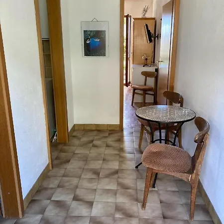 Apartments Mimoza Komiza Exterior photo