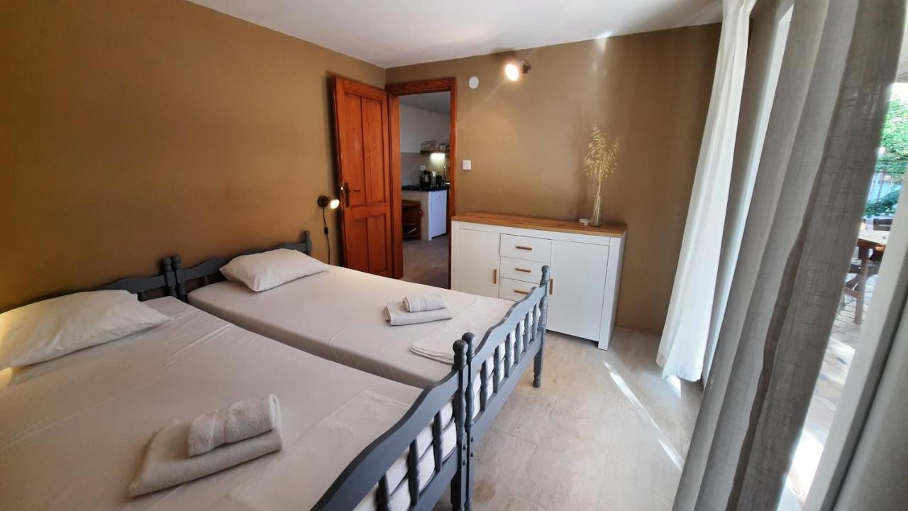 Mimoza Apartment Komiza
